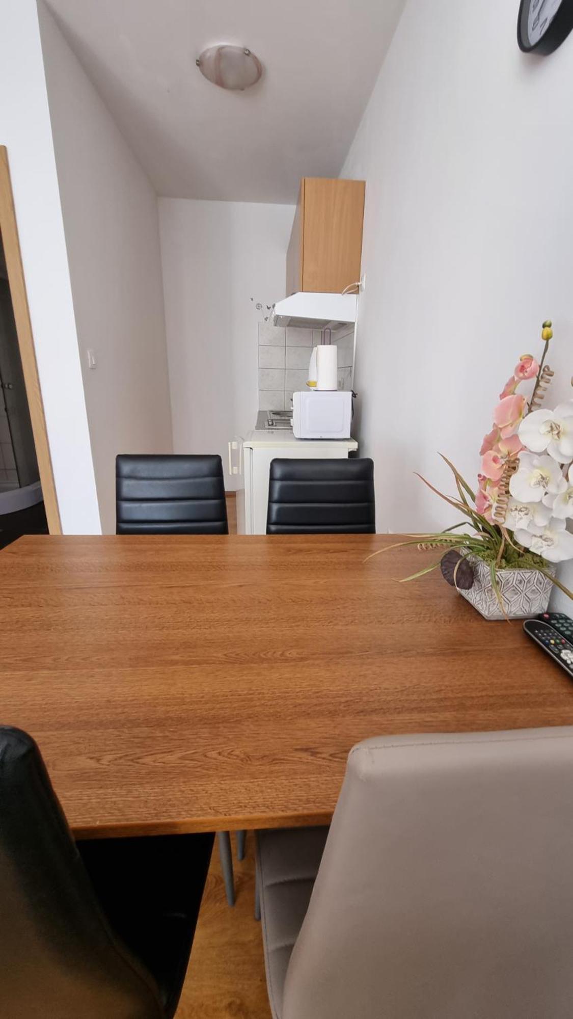 Apartmani Barbara Brseč Εξωτερικό φωτογραφία