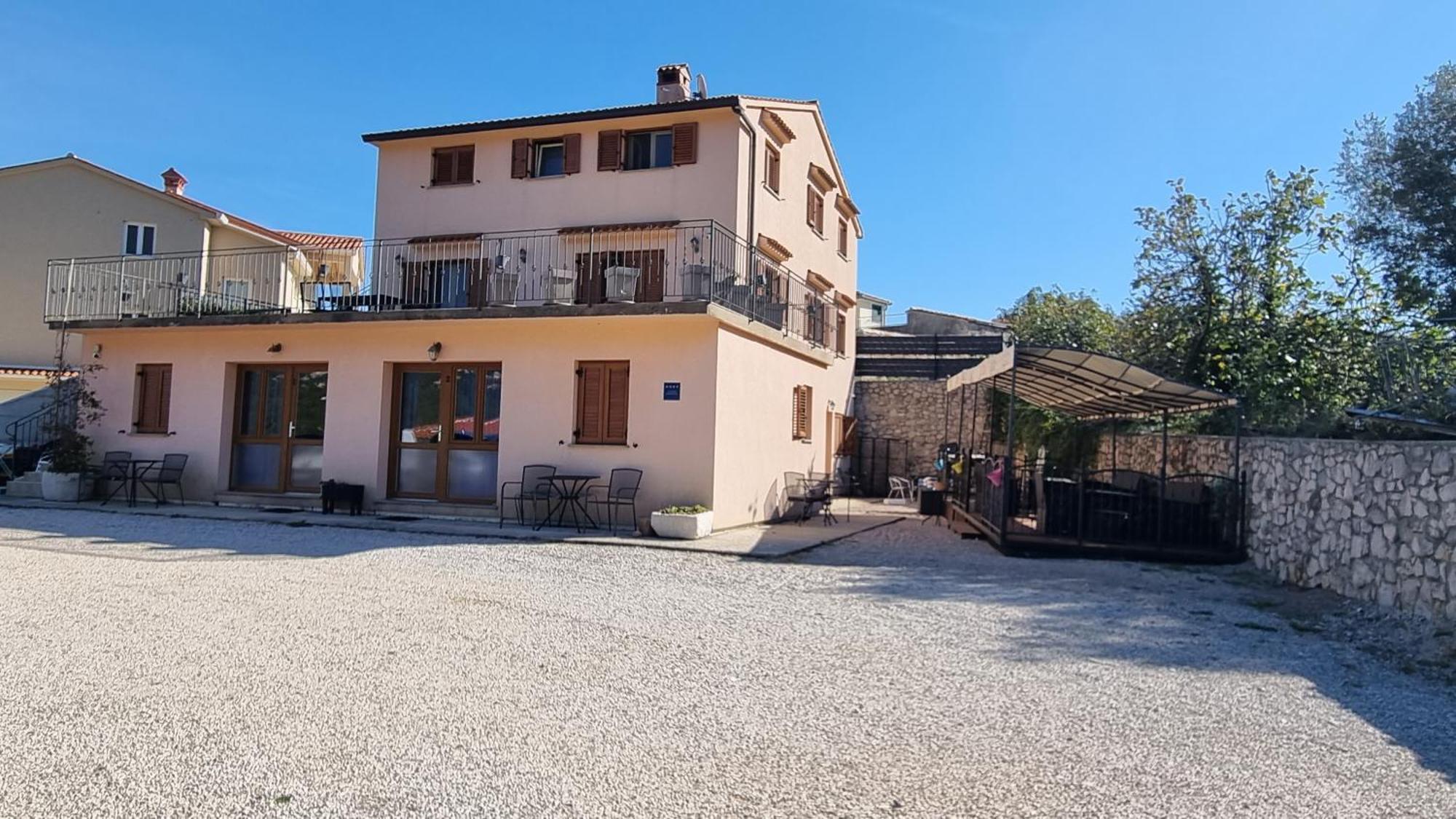 Apartmani Barbara Brseč Εξωτερικό φωτογραφία